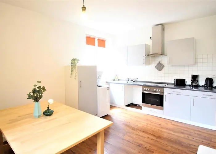 Zentral Wohnen - Inkl. Privatem Stellplatz * Würzburg