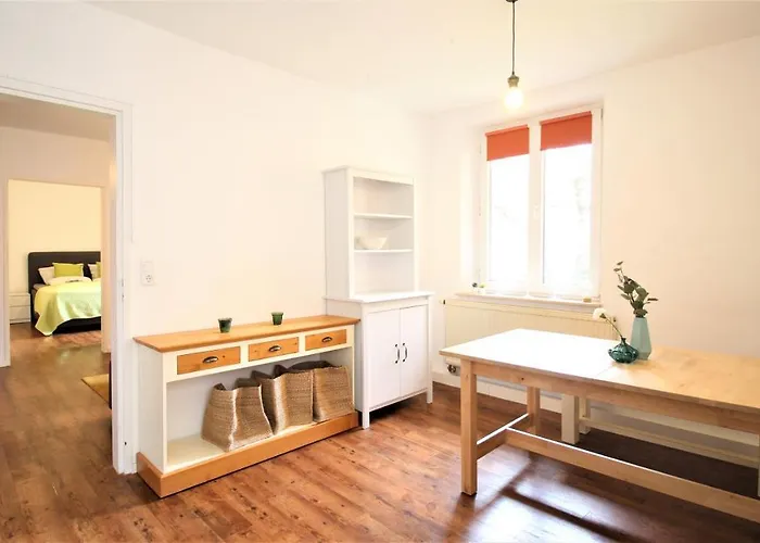 Zentral Wohnen - Inkl. Privatem Stellplatz Apartment Würzburg