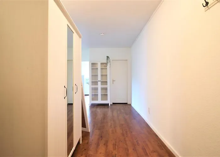 Apartment Zentral Wohnen - Inkl. Privatem Stellplatz *